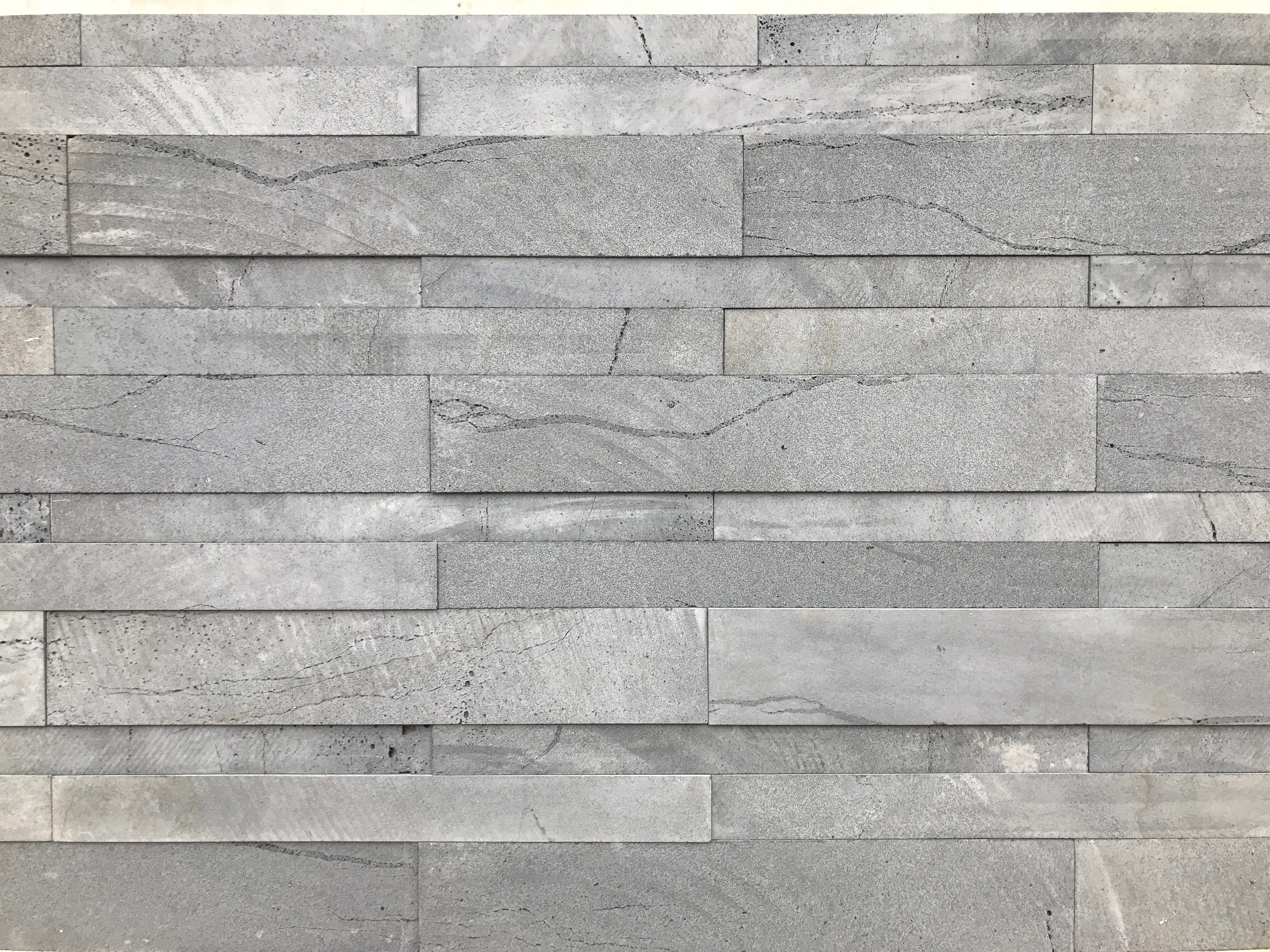 Large Format Stone Veneer Strips made of Lavastone